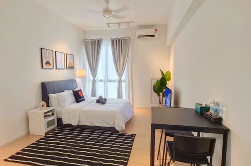 Photo 9 - UNA Serviced Apartment by Manatidur