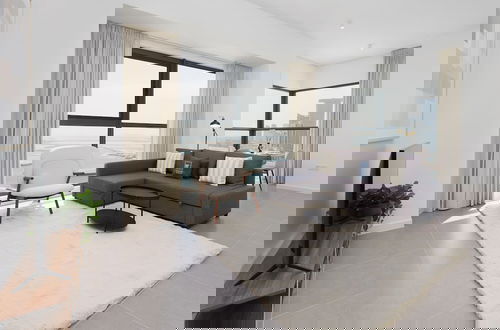 Photo 1 - Maison Privee - Modern & Panoramic Sea View Apt on Al Reem Island