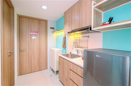 Foto 4 - Homey And Simply Look Studio Room At Bogor Icon Apartment