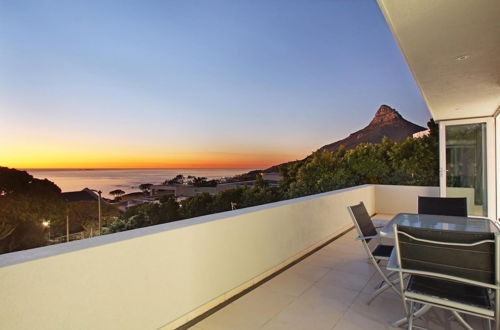 Photo 19 - Ravensteyn Villa - Camps Bay