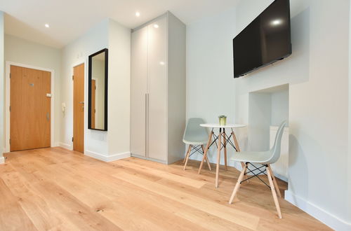 Photo 24 - St James House Serviced Apartments by Concept Apartmentsv