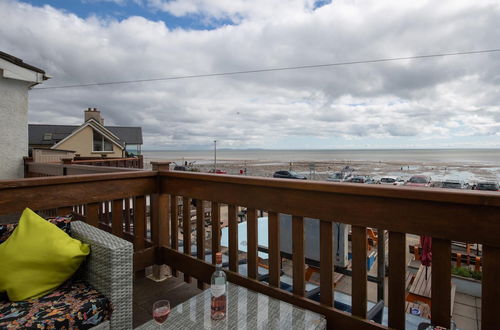 Photo 20 - Temple Bar Apartment - Sea Front Views