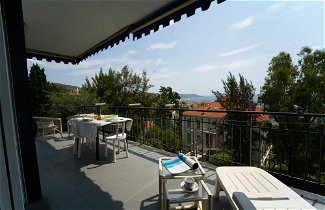 Foto 3 - Large Apartment With Panoramic Terrace by Wonderful Italy