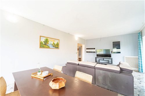 Photo 11 - Large Apartment With Panoramic Terrace by Wonderful Italy