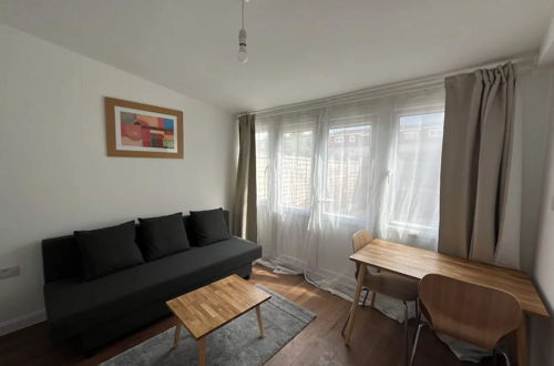 Foto 7 - 1BD Flat With Patio - 5 min to London City Airport