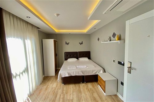 Photo 8 - Hotel Room 5 min to Seashore and Forum Trabzon