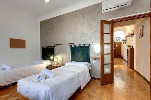Foto 2 - Corno 7 in Firenze With 2 Bedrooms and 1 Bathrooms
