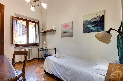 Foto 7 - Corno 7 in Firenze With 2 Bedrooms and 1 Bathrooms