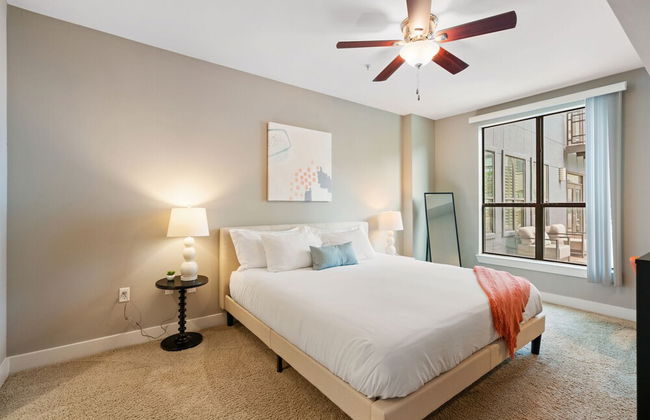 Plano Comfy 2BD 1 5BA Apartment - Photo 6