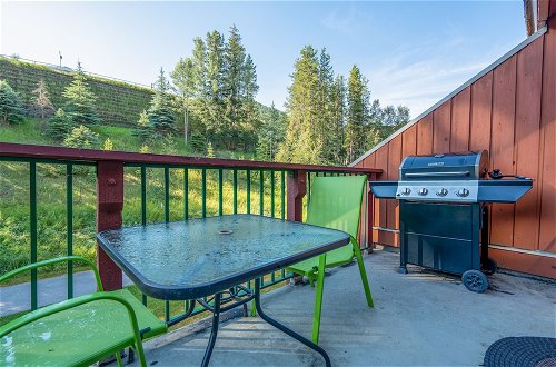 Photo 19 - CENTRALLY Located 3-Br Home | TRUE Ski In/Out | FREE access to Pools & Hot Tubs