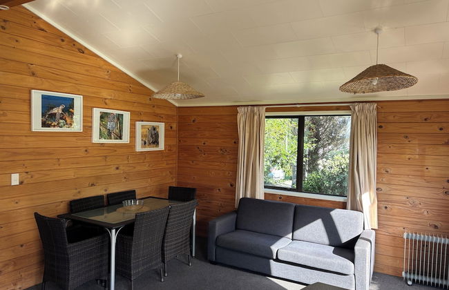 Bay of Islands Holiday Park - Photo 26