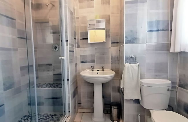 Claridges 304 - Photo 10