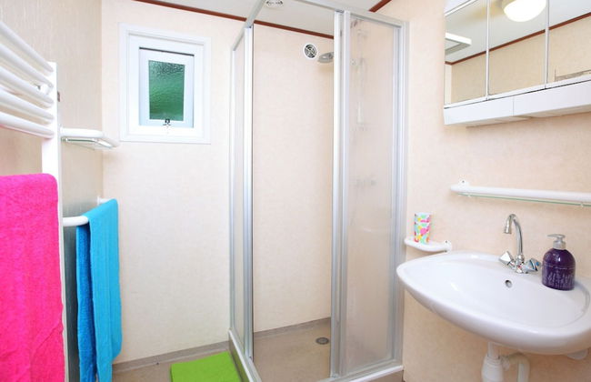 Tidy Furnished Chalet With a Combi Microwave, in the Veluwe - Foto 4
