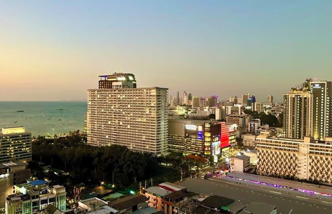 Sea View Pattaya Beach At The Base Central Pattaya - Photo 14