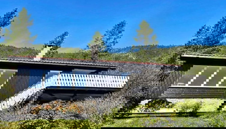 Foto 1 - 4 Person Holiday Home in Svelgen-by Traum