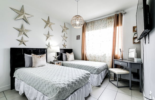 New 3 Bed 2 Bath In The Little Havana - Photo 6