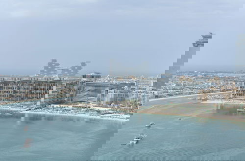 Foto 37 - Czechin Brand New BeachFront Palm View