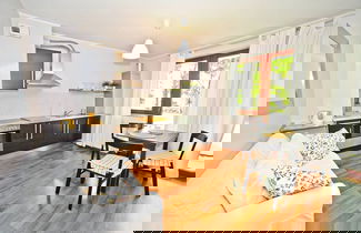 Foto 1 - Duet by Grand Apartments