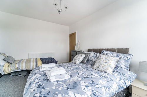 Photo 2 - Birkdale Southport Boutique Apartment Sleeps 5