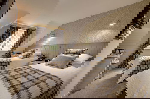 Foto 1 - Stone House Hotel