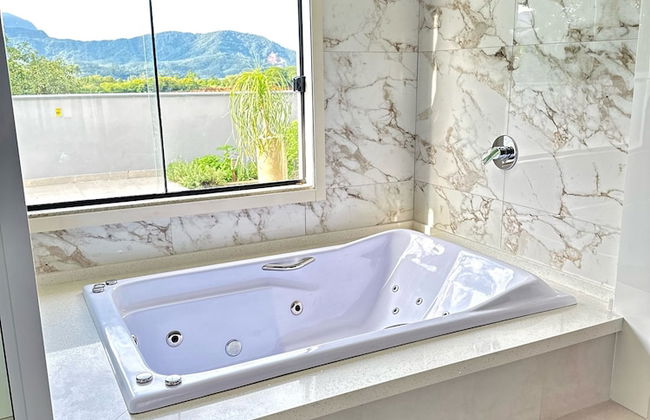 Casa luxuosa De Piscina e Hidromassagem - Foto 16