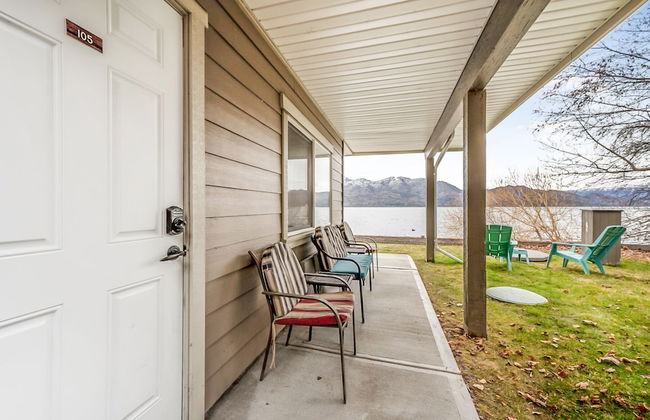 Lakeside Condo w Large Outdoor Space - Foto 9