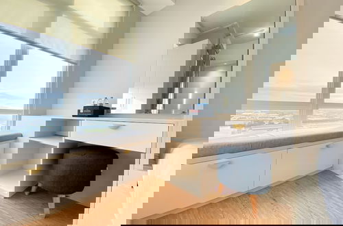 Foto 5 - Homey And Elegant Studio Vasanta Innopark Apartment