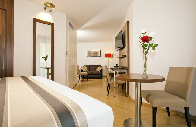 Residhome Apparthotel Paris Massy - Foto 12