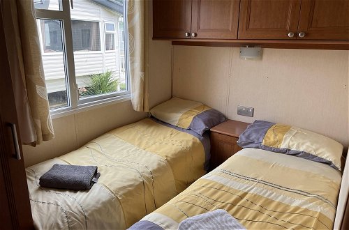 Foto 3 - 2 Bedroom Caravan at Heacham Beach With Decking