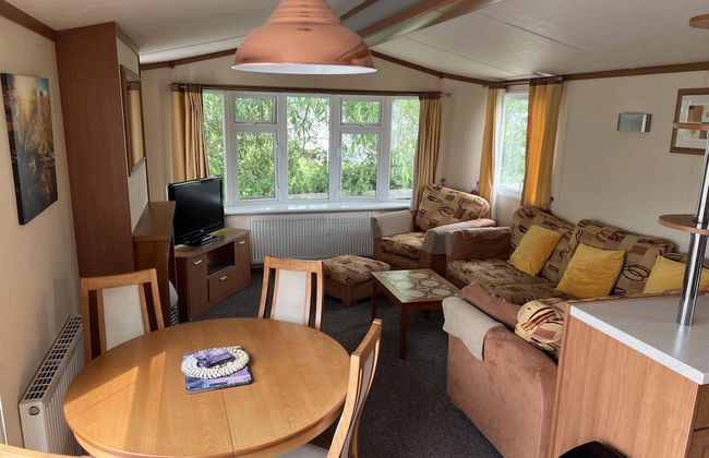 2 Bedroom Caravan at Heacham Beach With Decking - Photo 18