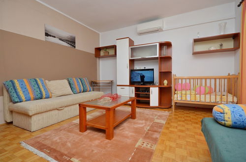 Photo 15 - Apartment and Room Ivica