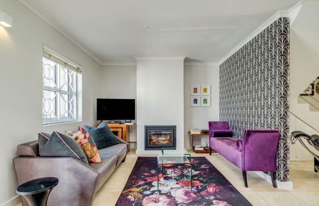 Mountain View Townhouse in De Waterkant 209 DWP - Photo 1