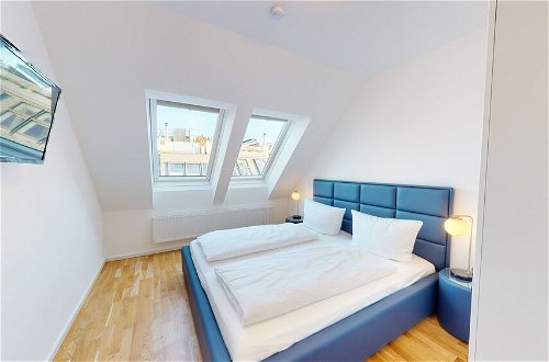 Photo 42 - ALON HOMES Vienna – Premium City Center Apartments