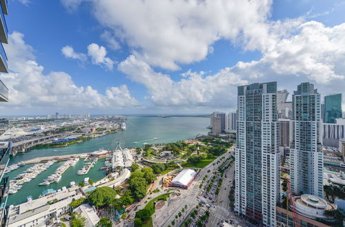 Foto 1 - Stunning Apt in Biscayne with Bay Views