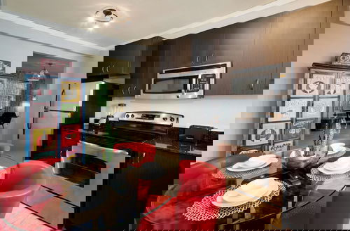 Photo 32 - Tradewinds Apartment Hotel