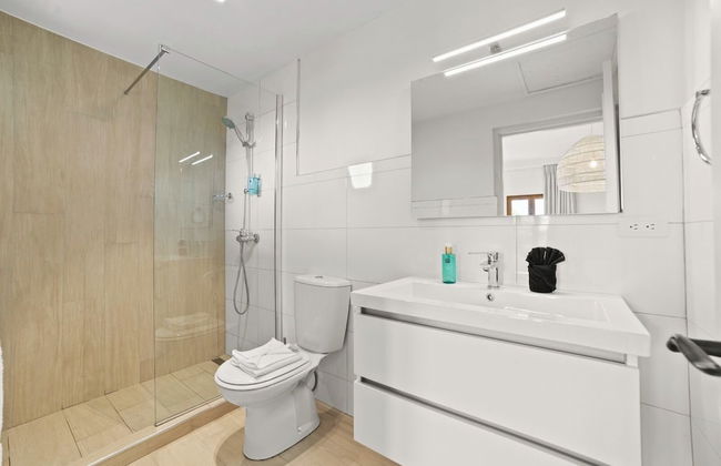 The Bellafonte - Luxury Oceanfront Hotel - Photo 58