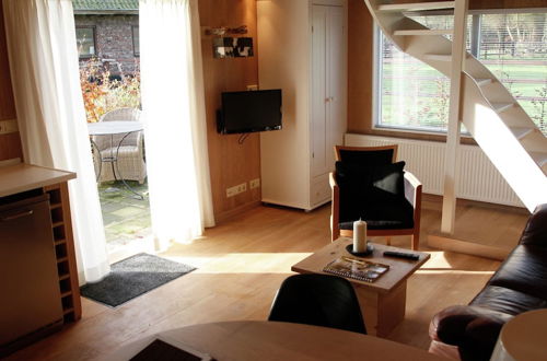 Photo 4 - Peacefule Holiday Home for 2 People in Heiloo near Egmond