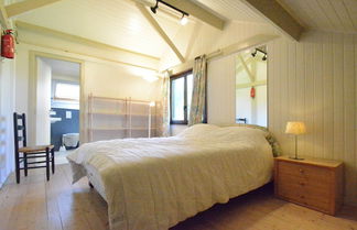 Photo 2 - Luxury Pet Friendly Chalet in Bièvre near Forest