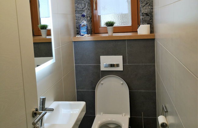 Holiday Home in Rennweg Near Ski Slopes - Photo 16