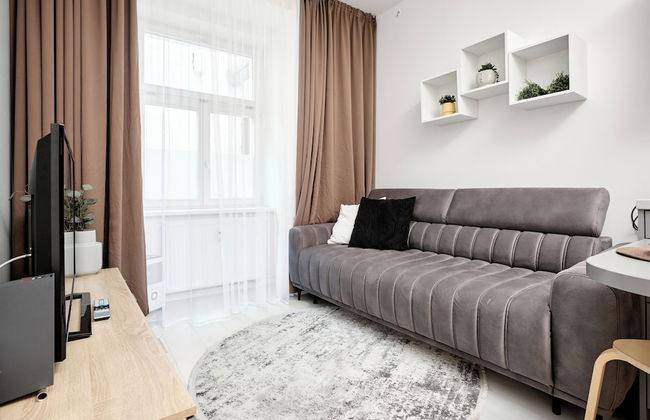 Honest SMICHOV - Foto 51