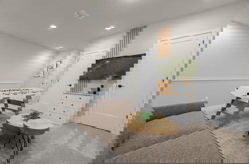 Foto 12 - Upstay - Townhouse With Private Pool and Foosball