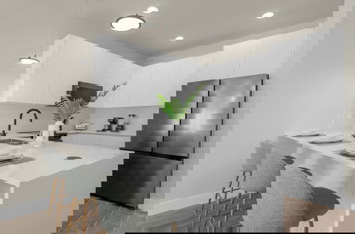 Foto 3 - Upstay - Townhouse With Private Pool and Foosball
