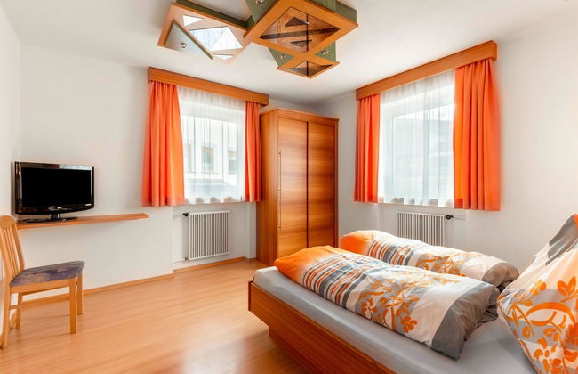 Inviting Holiday Apartment in Ladis With Balcony - Photo 9