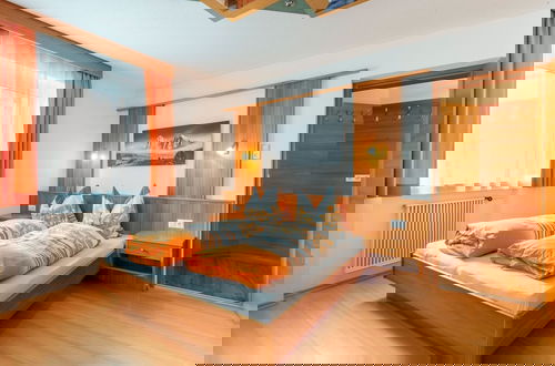 Photo 13 - Inviting Holiday Apartment in Ladis With Balcony