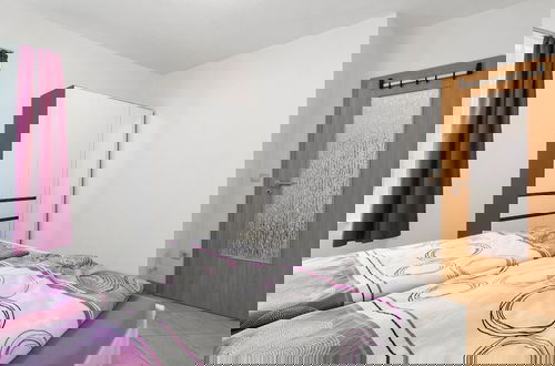 Photo 10 - Modern Apartment in Sebnitz With a Terrace in Sebnitz