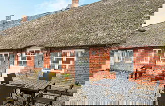 Foto 1 - 6 Person Holiday Home in Hojer