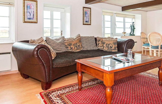6 Person Holiday Home in Hojer - Foto 37