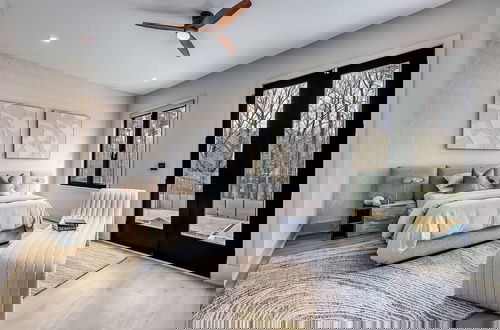 Foto 13 - Serenity Estates 5BR Modern Retreat w Exclusive Amenities Near Airport