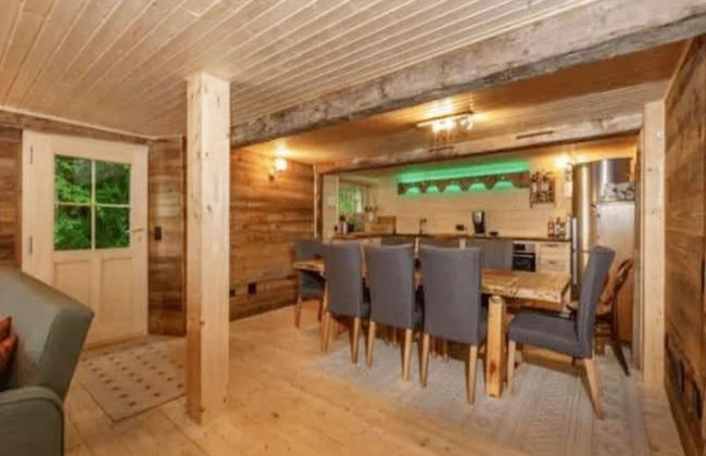 Chalet in Gstaad Near Ski Slopes - Foto 26