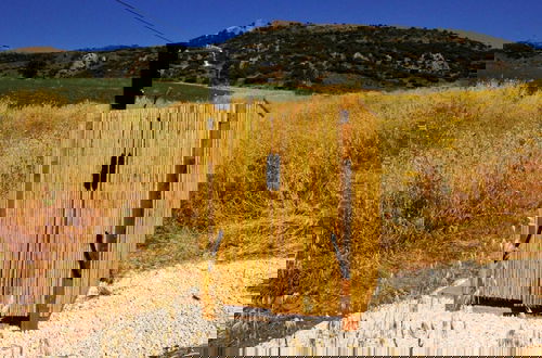 Photo 17 - Nature Lovers Escape on an Eco-friendly Vineyard